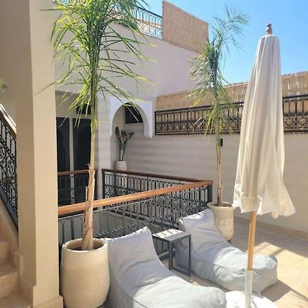 Riad Isahiac Avec Piscine En Exclusivite Marrákes Kültér fotó