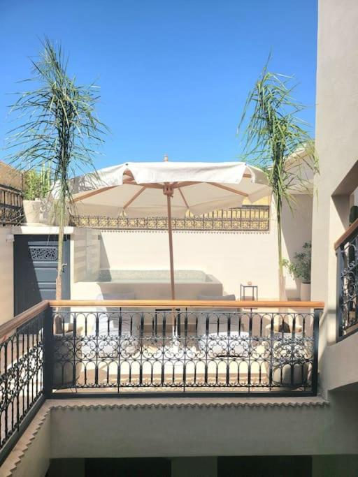 Riad Isahiac Avec Piscine En Exclusivite Marrákes Kültér fotó